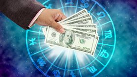 Horoscop financiar iunie 2023: Zodiile care vor avea noroc la bani în a doua jumătate a anului 2023